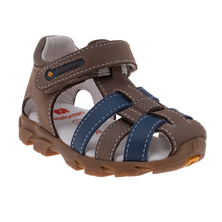  - נעלי נמרוד