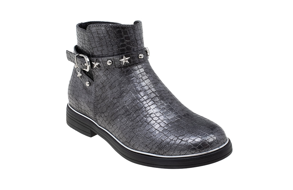 מגפון 21EAST - נעלי נמרוד