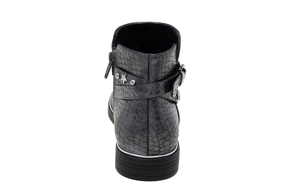 מגפון 21EAST - נעלי נמרוד