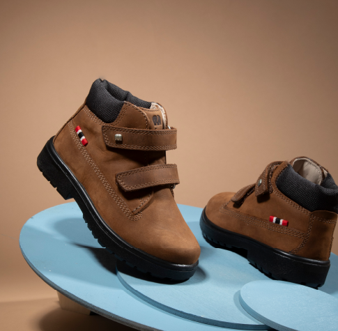  - נעלי נמרוד