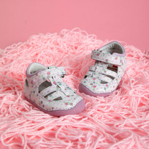 סנדלי צעד ראשון - נעלי נמרוד