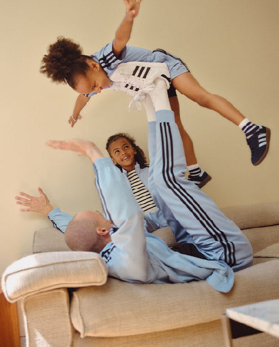 בסט סלר אדידס - נעלי נמרוד - נעלי נמרוד