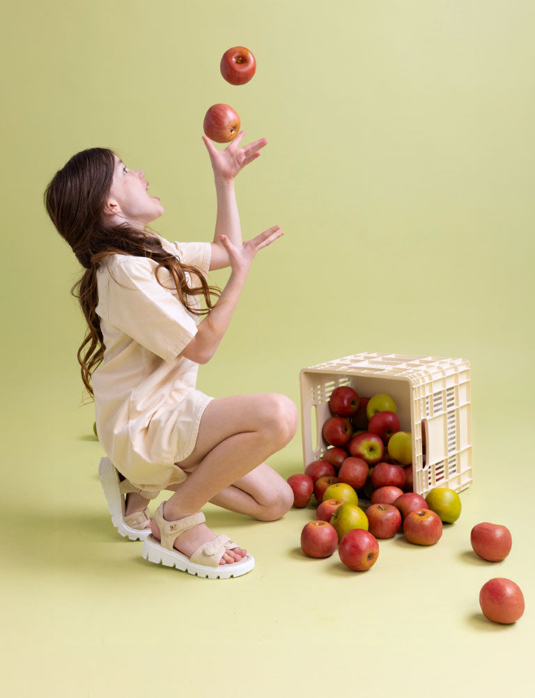 בנות - נעלי נמרוד